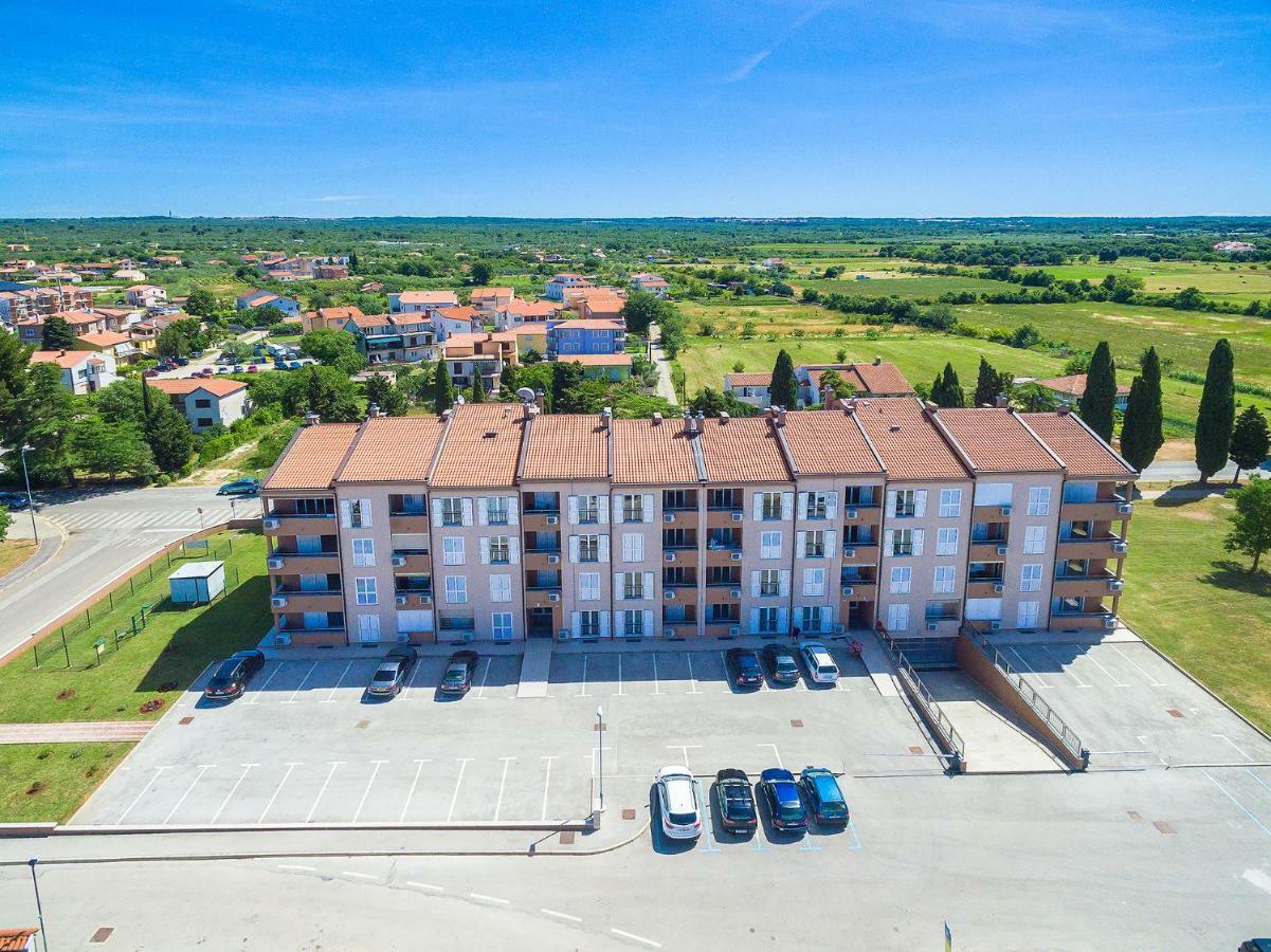 Adriatic Apartments Fažana Εξωτερικό φωτογραφία